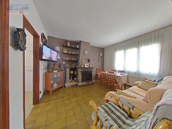 Foto 2 de Chalet en venta en Bisbal del Penedès, la de 4 habitaciones con terraza y piscina