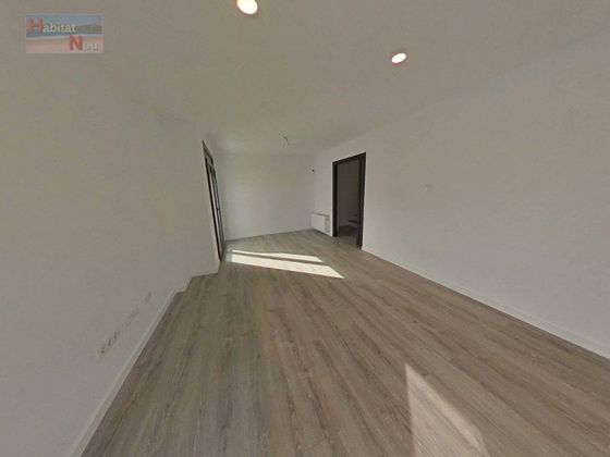 Foto 2 de Casa adosada en venta en calle Zaragoza de 3 habitaciones con terraza y garaje