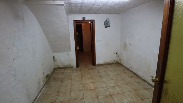 Foto 1 de Venta de casa adosada en Catadau de 4 habitaciones con terraza