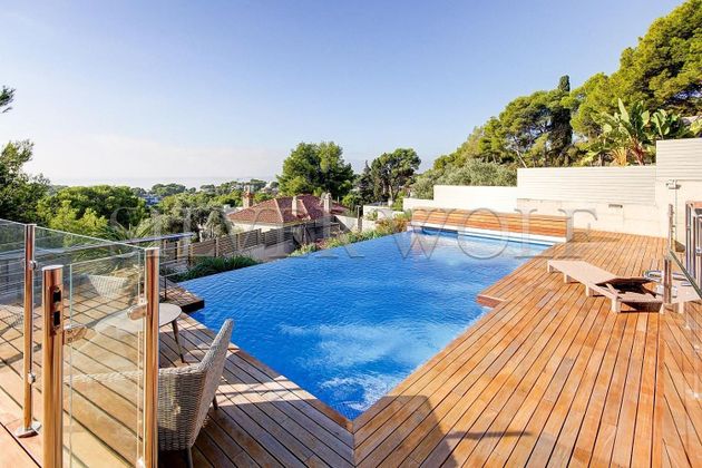 Foto 1 de Chalet en venta en Montmar de 7 habitaciones con terraza y piscina