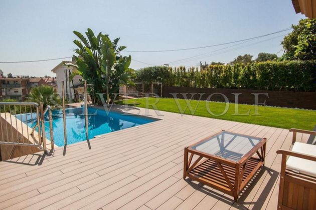 Foto 2 de Xalet en venda a Montmar de 8 habitacions amb terrassa i piscina