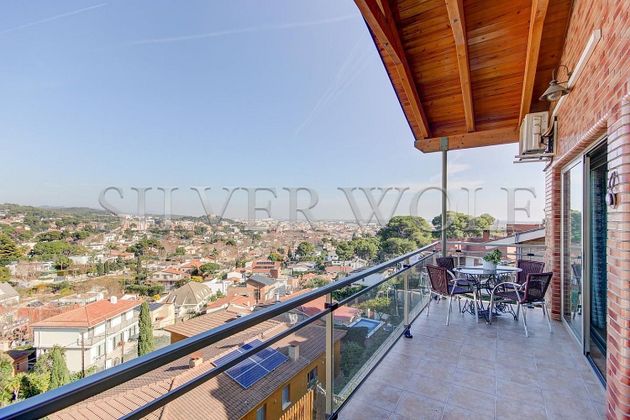 Foto 1 de Chalet en venta en Montmar de 6 habitaciones con terraza y jardín