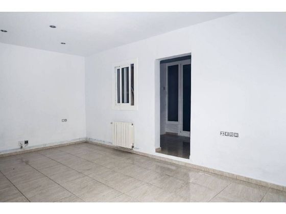 Foto 1 de Venta de piso en Trinitat Vella de 2 habitaciones y 63 m²