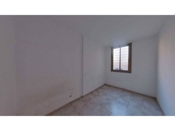 Foto 1 de Venta de piso en El Raval de 2 habitaciones y 44 m²