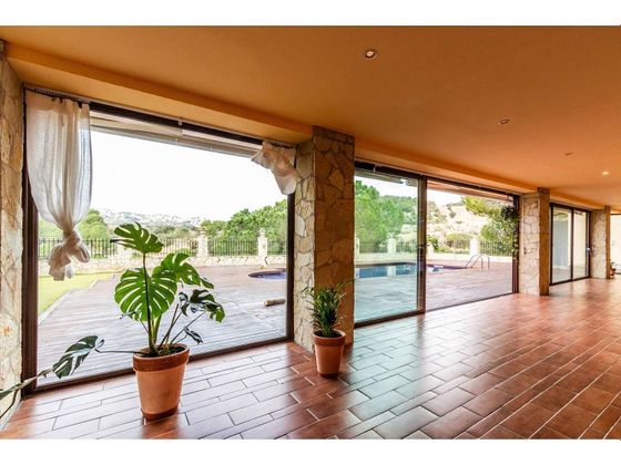 Foto 1 de Casa en venta en Sant Pol de Mar de 7 habitaciones con terraza y piscina