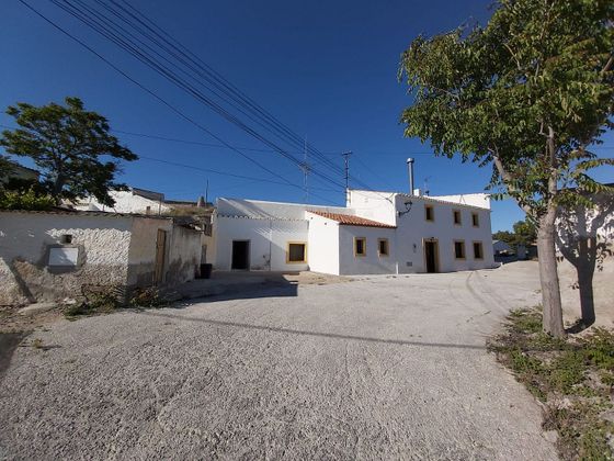 Foto 1 de Casa en venda a Cortes de Baza de 4 habitacions amb garatge