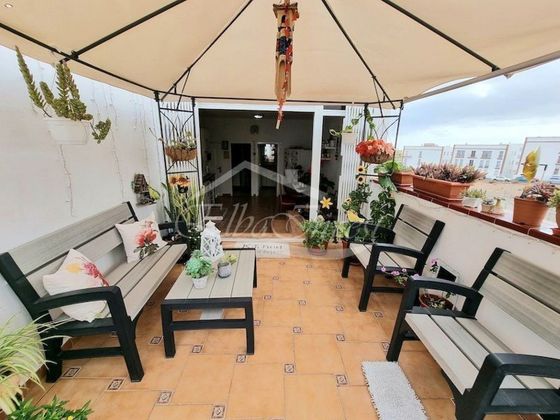 Foto 2 de Casa en venda a San Isidro de 7 habitacions amb terrassa i balcó