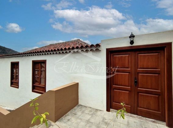 Foto 2 de Casa en venda a Los Realejos-Icod El Alto de 4 habitacions amb terrassa i jardí