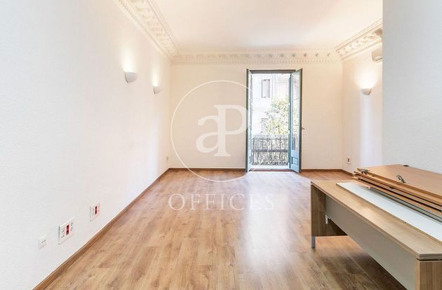 Foto 2 de Alquiler de oficina en Vila de Gràcia con aire acondicionado