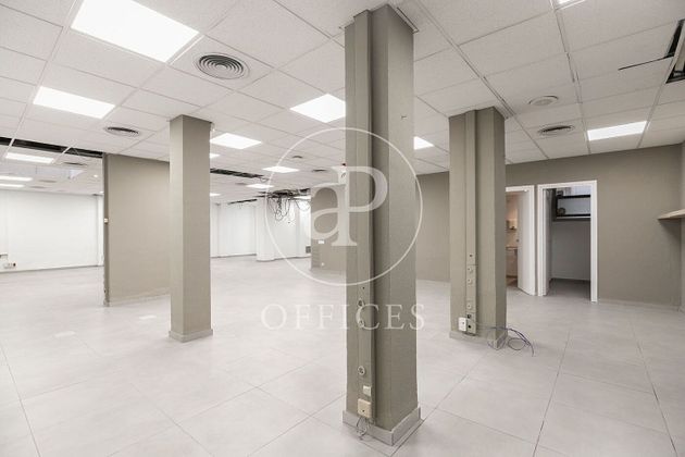 Foto 2 de Oficina en alquiler en La Sagrera de 511 m²