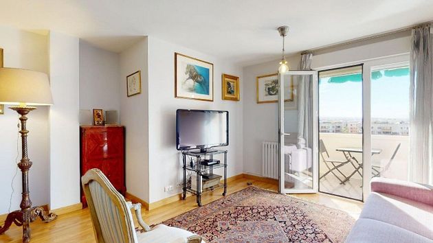 Foto 1 de Pis en venda a calle De Celso Emilio Ferreiro de 3 habitacions amb terrassa i garatge
