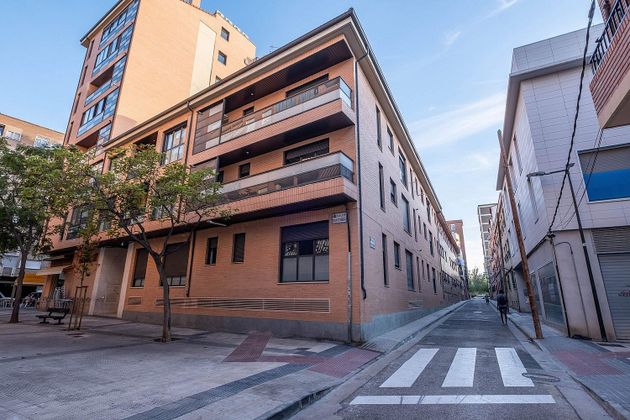 Foto 1 de Venta de piso en calle Roda de Isábena de 2 habitaciones con garaje y aire acondicionado