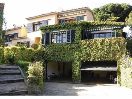 Foto 2 de Xalet en venda a Canet de Mar de 4 habitacions amb terrassa i piscina