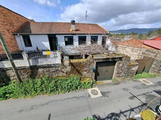 Foto 1 de Casa rural en venda a Carballiño (O) de 4 habitacions amb terrassa i calefacció