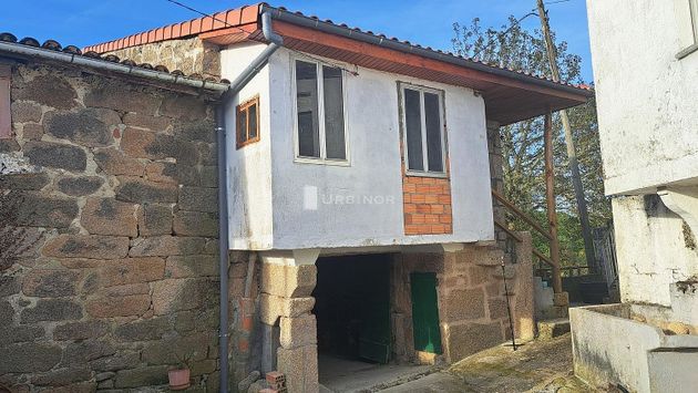 Foto 1 de Casa en venda a Nogueira de Ramuín de 1 habitació amb jardí