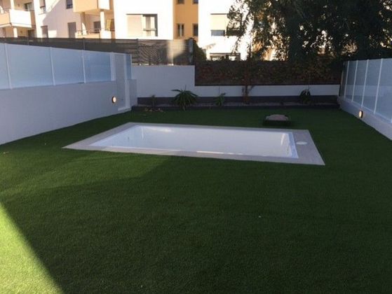 Foto 1 de Pis en lloguer a avenida San Jordi de 3 habitacions amb terrassa i piscina
