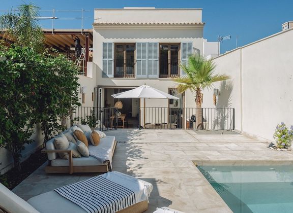 Foto 1 de Casa adossada en venda a Bellver - Son Dureta- La Teulera de 3 habitacions amb terrassa i piscina