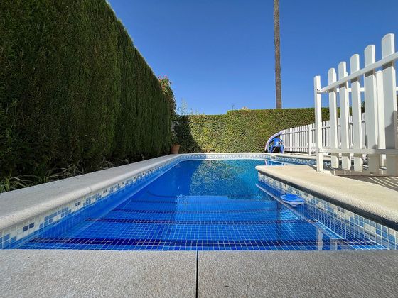 Foto 1 de Casa en venta en plaza La Candelera de 5 habitaciones con terraza y piscina