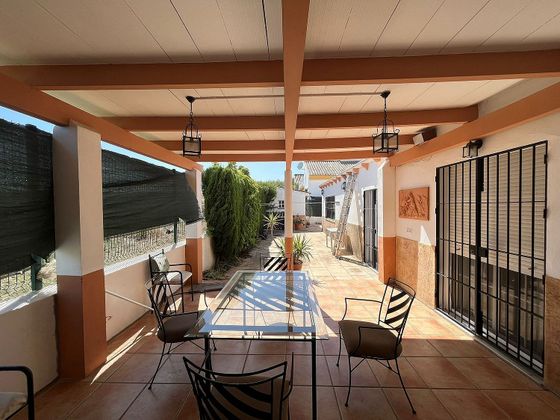 Foto 2 de Venta de chalet en calle Tejo de 4 habitaciones con terraza y piscina