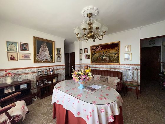 Foto 1 de Pis en venda a calle Hernán Cortés de 3 habitacions amb terrassa i aire acondicionat