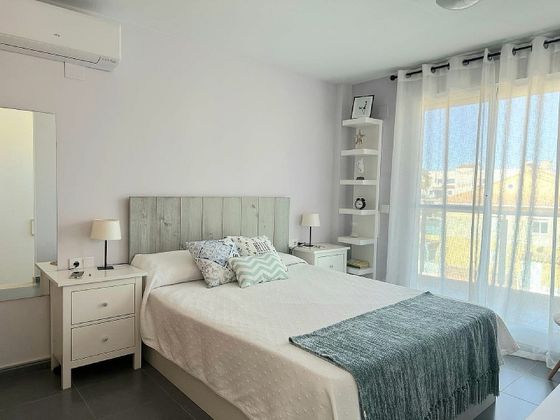 Foto 2 de Casa en lloguer a Oliva Playa de 2 habitacions amb terrassa i piscina