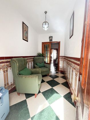 Foto 2 de Casa en venda a calle Roldán de 4 habitacions amb terrassa i balcó