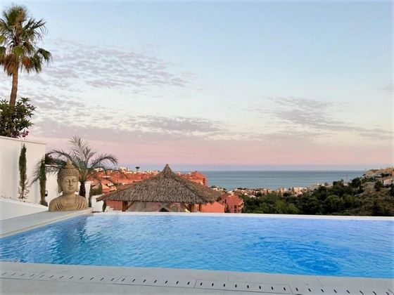 Foto 1 de Xalet en venda a Torreblanca del Sol de 3 habitacions amb terrassa i piscina