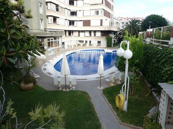 Foto 1 de Pis en venda a Eixample de 3 habitacions amb piscina i aire acondicionat