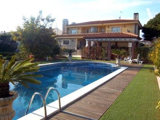 Foto 1 de Xalet en venda a Vilafortuny - Cap de Sant Pere de 5 habitacions amb piscina i garatge