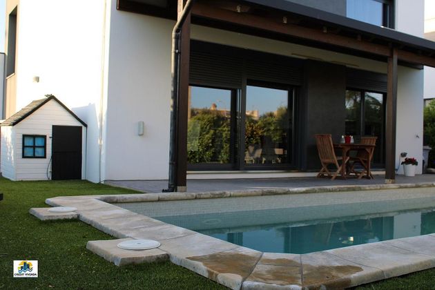 Foto 1 de Casa en venda a Vilafortuny - Cap de Sant Pere de 4 habitacions amb terrassa i piscina
