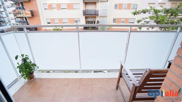 Foto 1 de Venta de piso en Urbanitzacions de Llevant de 3 habitaciones con terraza y aire acondicionado