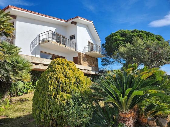 Foto 2 de Xalet en venda a Roca Grossa - Serra Brava de 6 habitacions amb terrassa i piscina