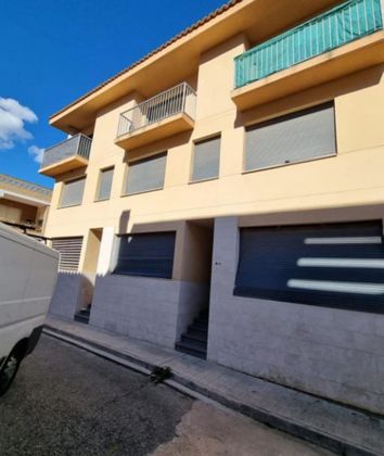 Foto 1 de Casa en venta en calle Miguel Hernàndez de 3 habitaciones con terraza y aire acondicionado
