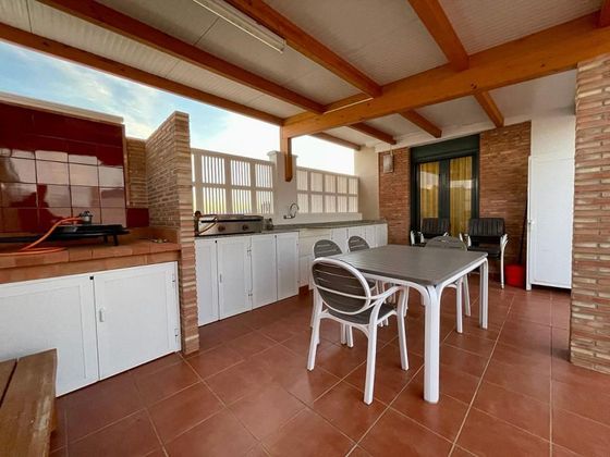 Foto 2 de Chalet en venta en Vall d´Uixó (la) de 4 habitaciones con terraza y balcón