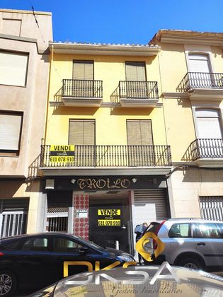 Foto 1 de Chalet en venta en Centro - Villarreal de 7 habitaciones con terraza y garaje