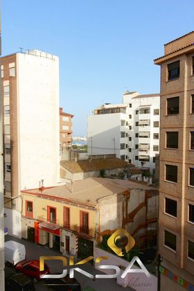 Foto 2 de Pis en venda a El Grao de 5 habitacions amb terrassa i balcó