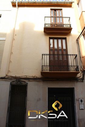 Foto 1 de Chalet en venta en Centro - Villarreal de 6 habitaciones con balcón