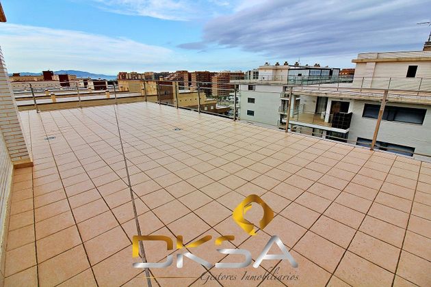 Foto 1 de Ático en venta en Marina d'Or de 4 habitaciones con terraza y piscina