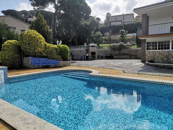 Foto 2 de Chalet en venta en Mas Mora - Sant Daniel de 5 habitaciones con terraza y piscina