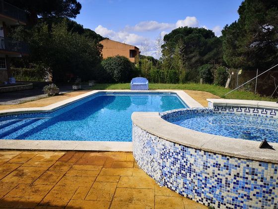 Foto 1 de Xalet en venda a Mas Mora - Sant Daniel de 5 habitacions amb terrassa i piscina
