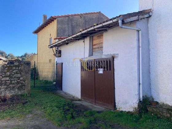 Foto 2 de Casa adossada en venda a Pría-Nueva-Hontoria-Naves de 2 habitacions amb piscina