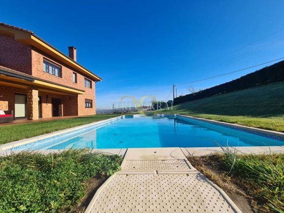Foto 2 de Xalet en venda a Parroquias de Oviedo de 5 habitacions amb terrassa i piscina