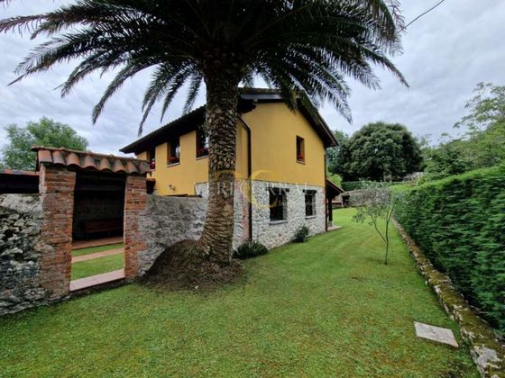 Foto 1 de Xalet en venda a Celorio-Poó-Parres de 3 habitacions amb terrassa i garatge