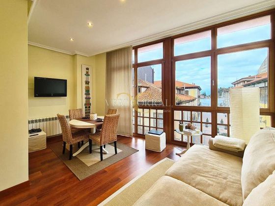 Foto 2 de Piso en venta en Ribadesella de 2 habitaciones con balcón y calefacción
