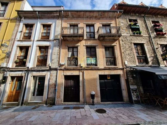 Foto 1 de Casa en venda a Ribadesella de 7 habitacions amb garatge