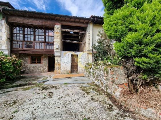 Foto 2 de Xalet en venda a Cué-San Roque-Andrín de 3 habitacions amb garatge i jardí