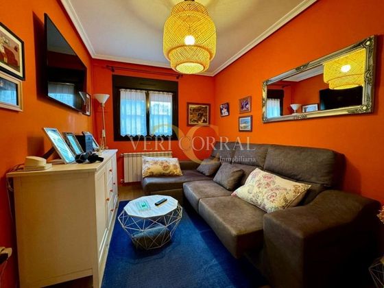 Foto 2 de Chalet en venta en Ribadesella de 4 habitaciones con jardín y calefacción