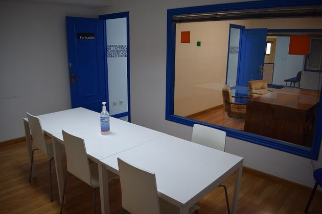 Foto 1 de Oficina en lloguer a Castilla - Hermida de 60 m²