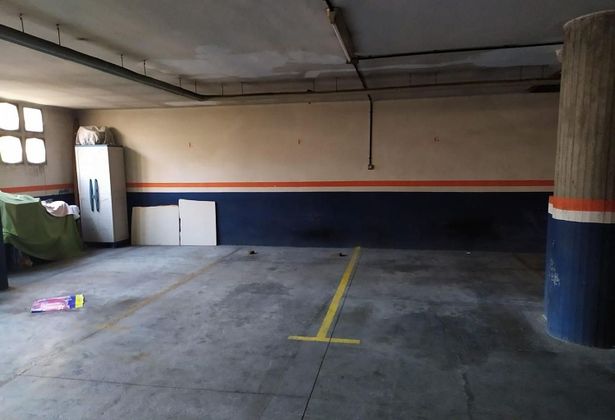 Foto 2 de Venta de garaje en La Font d'en Fargues de 8 m²