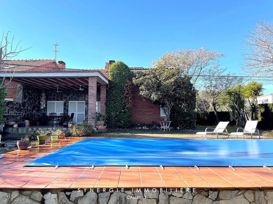 Foto 1 de Casa adossada en venda a Botarell de 4 habitacions amb terrassa i piscina